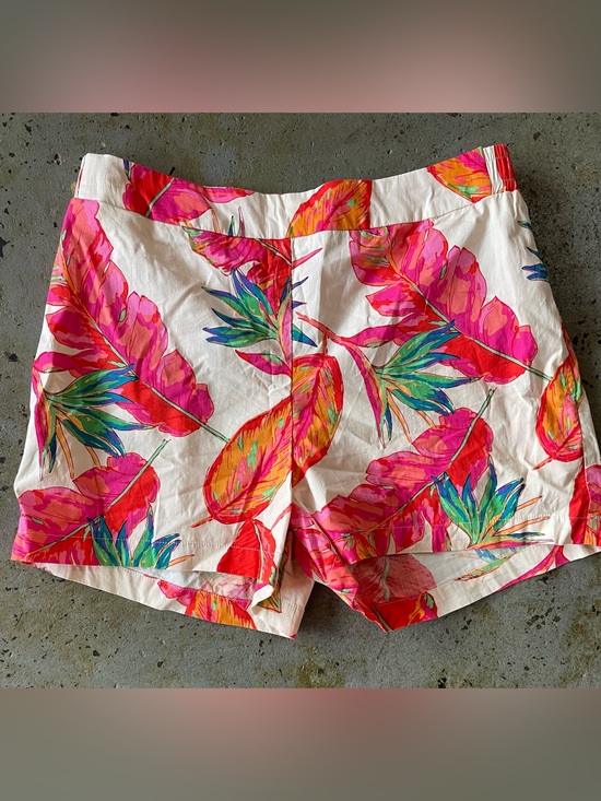 Nine West Pants - Nine West Pink Tropical Leaf Print Shorts Size Medium